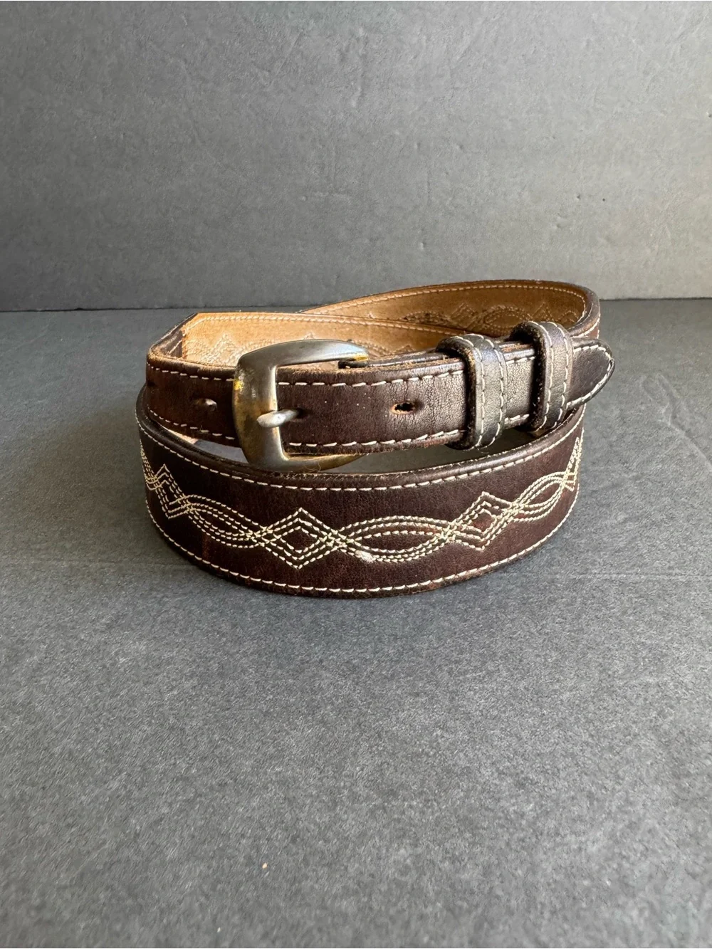 Vintage Brown Leather Belt Stitched Western Detail Unisex Womens Medium